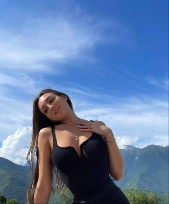 Диана, 18 лет, 2 размер груди